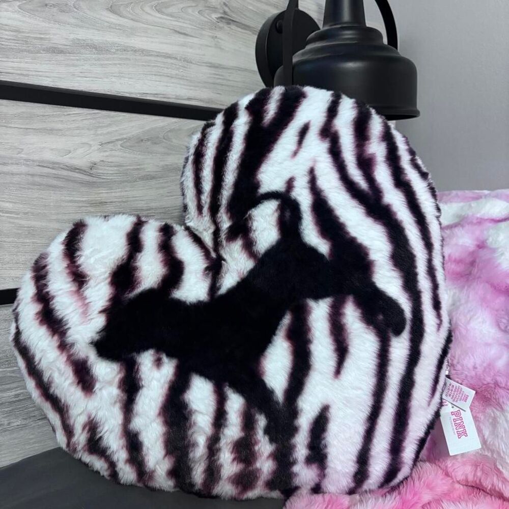 NWT Y2K 2000s Vintage Victoria’s Secret PINK dog Zebra Heart Plush Pillow <3